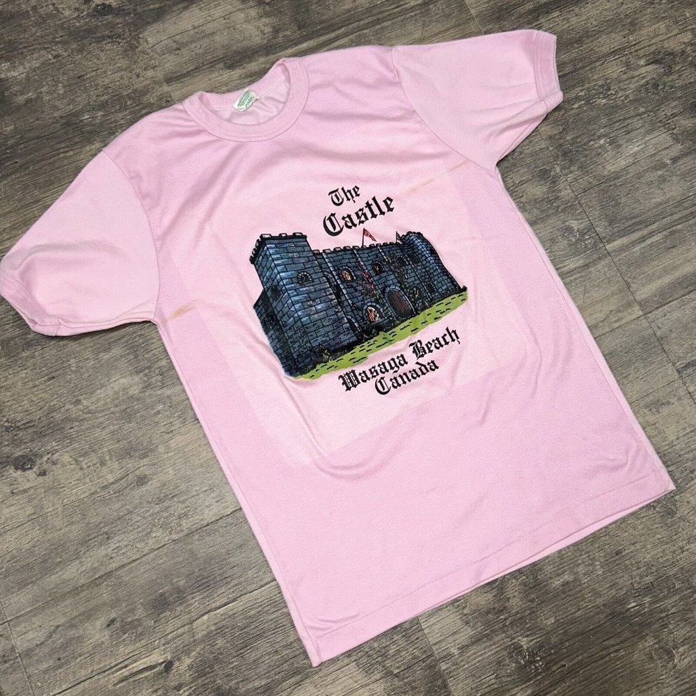 Vintage McLean Deluxe Graphic T‎ Shirt Size XL The Castle Wasaga Beach, Canada